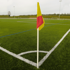 Jeu de 4 poteaux de corner rigides avec 4 fanions