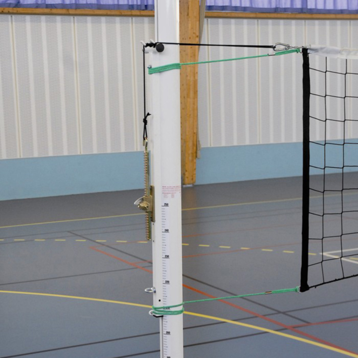 Poteaux de volley compétition diam.90 alu renforce (Treuil Externe)