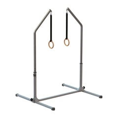 Anneaux de gymnastique heureux